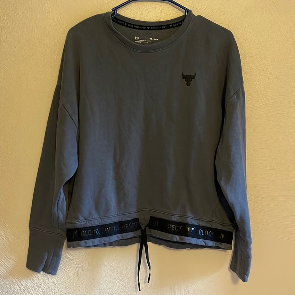 Under Armour Project Rock women’s pullover size Medium